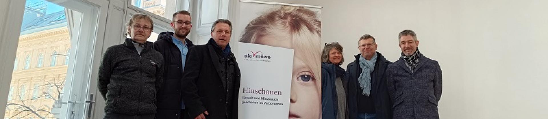 Elektro Schwarzmann spendet Beleuchtung an möwe Wien