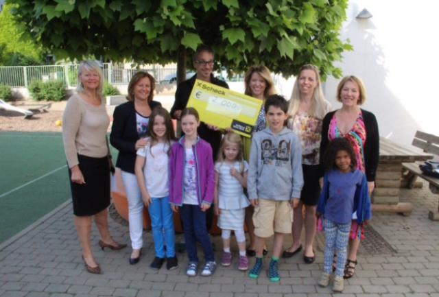 Scheckübergabe Lions Futura Volksschule Klosterneuburg