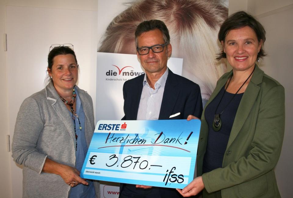 Scheckübergabe ifss 2018