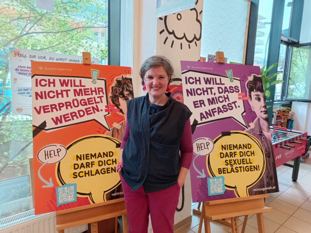 "Nein zu Gewalt" Kampagne Plakate